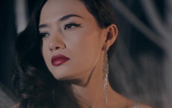 sao Việt, Tinna Tình, bông hồng lai Tinna Tình, tình cũ Charlie Nguyễn, Tinna Tình đá xéo đàn ông, MV Anh đến rồi đi