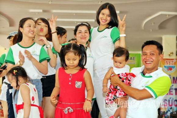 sao Việt, gái quê Lê Thị Phương, Lê Thị Phương chia tay chồng, Lê Thị Phương hờ hững eo thon, Lê Thị Phương thăm quan Khu du lịch Đại Nam