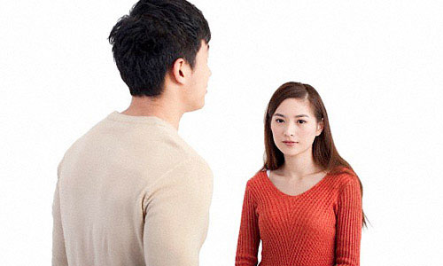 Tát vợ,chồng tát vợ,hối hận khi đã tát vợ một cái