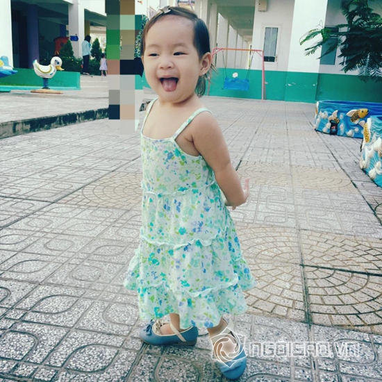 con gái Lý Hải, bé Cherry, con gái Lý Hải mặc váy hai dây, con sao việt, Lý Hải và Minh Hà