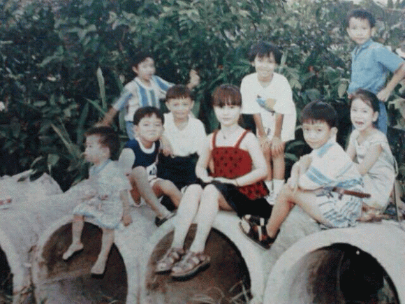 Diễm My 9x thời thơ ấu, sao việt thời thơ ấu, Diễm My 9x gợi cảm, thời trang của Diễm My 9x