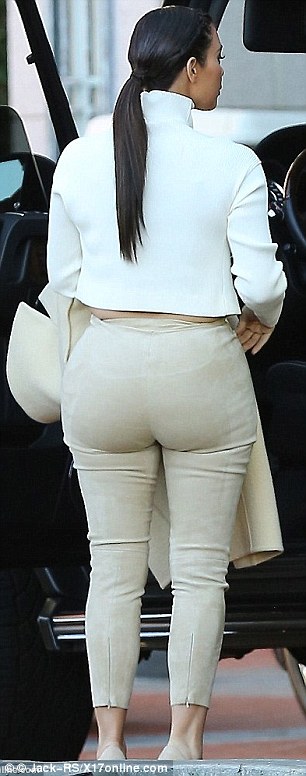 Kim Kardashian, Kim siêu vòng ba, hình ảnh hài hước của sao