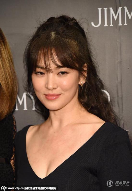 Song Hye Kyo, Song Hye Kyo lộ vệt đỏ, Song Hye Kyo 2014, Song Hye Kyo ở Bắc Kinh