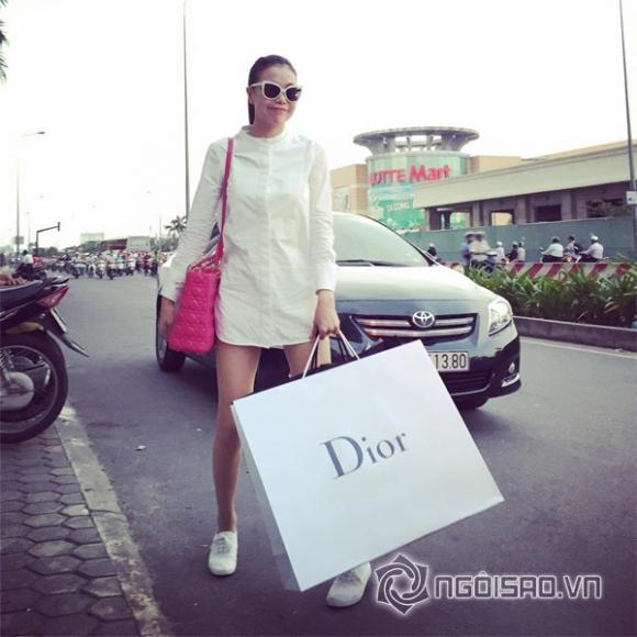 Trà Ngọc Hằng hàng hiệu, Trà Ngọc Hằng street style, sao việt hàng hiệu, Trà Ngọc Hằng khoe tủ đồ
