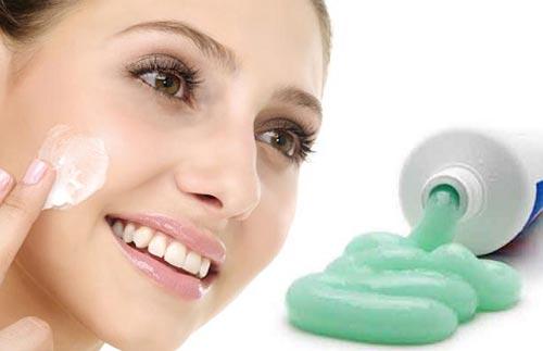 Trị trứng cá, Trị trứng cá bằng kem đánh răng, Chăm sóc da