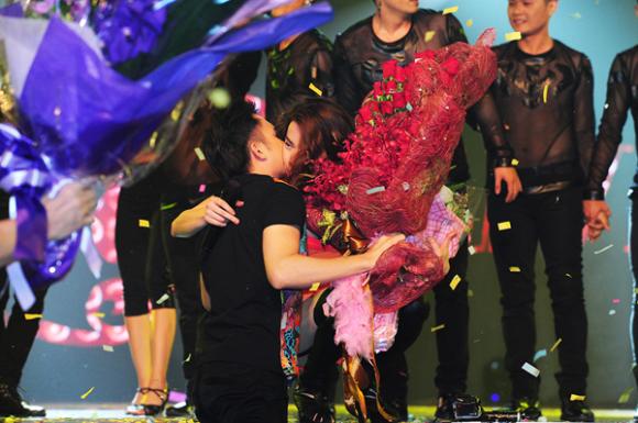 sao Việt, Hồ Ngọc Hà, bà mẹ một con, Hà Hồ thừa nhận chia tay, Live Concert Hà Hồ 2014