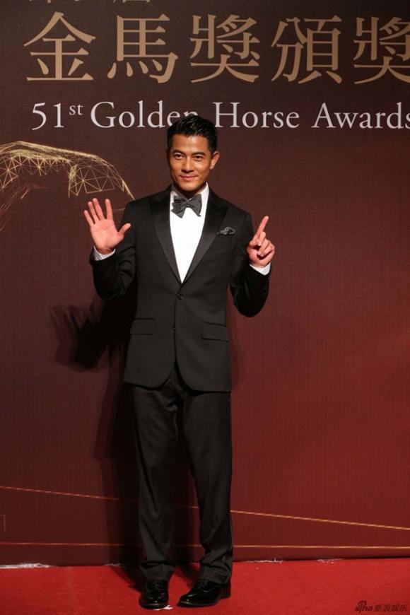 Củng Lợi và Chương Tử Di đọ sắc, sao trên thảm đỏ giải thưởng điện ảnh Kim Mã 2014, sao hoa ngữ trên thảm đỏ