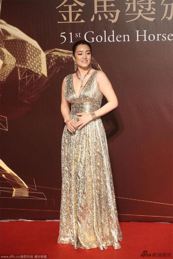 Củng Lợi và Chương Tử Di đọ sắc, sao trên thảm đỏ giải thưởng điện ảnh Kim Mã 2014, sao hoa ngữ trên thảm đỏ