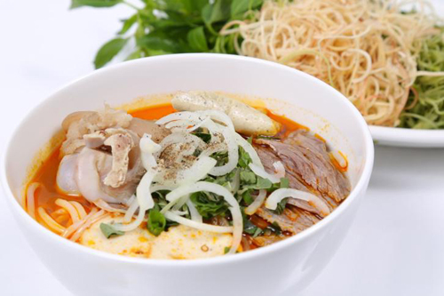 Bún Thái, Vương Quốc Tôm, Món ăn ngon