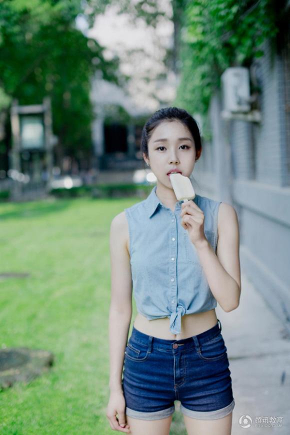 Hoa khôi sinh viên Trung Quốc, Cô gái kem que, Lee Hyun Zhen, Hot girl Trung Quốc