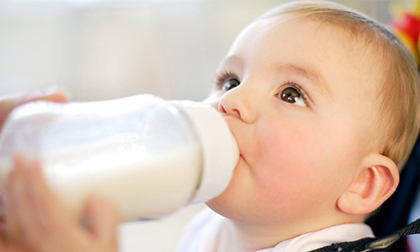 Sữa đậu nành,sữa đậu nành tốt cho trẻ,công dụng thần kỳ của sữa đậu nành với trẻ nhỏ mẹ cần biết