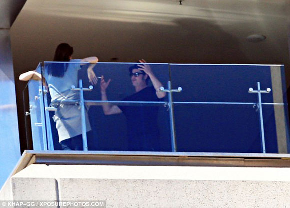 Angelina Jolie,Brad Pitt,Angelina cãi nhau với Brad,vợ chồng Brangelina,sao Hollywood