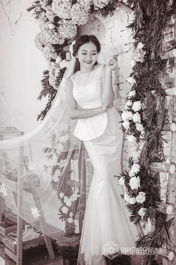 Tam Triều Dâng mặc váy cưới làm cô dâu 16 tuổi