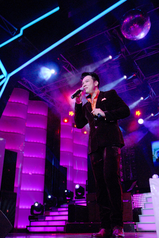 Vỹ Khang, ca sỹ Vỹ Khang, đêm nhạc của Vỹ Khang, sao việt, Vỹ Khang đêm nhạc từ thiện