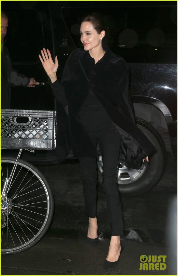 Angelina Jolie, Angelina Jolie bị tai nạn, Angelina Jolie mệt mỏi