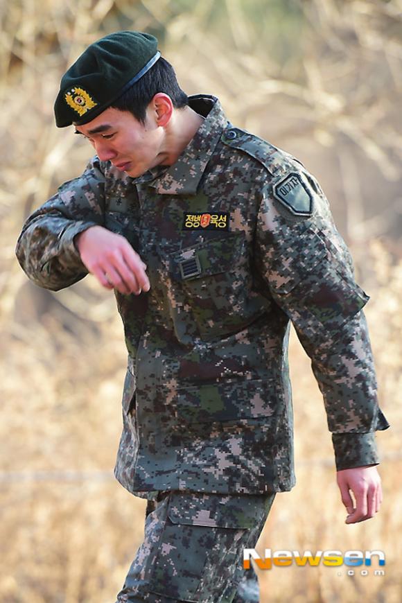 Yoo Seung Ho nhập ngũ, Yoo Seung Ho xuất ngũ, nam diễn viên Yoo Seung Ho
