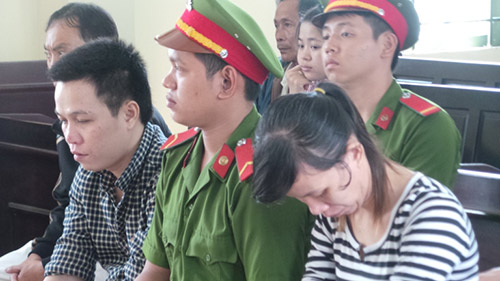 Bạo hành trẻ em, Bé 4 tuổi bị đánh đập dã man, Bé 4 tuổi bị bạo hành, Đánh đập trẻ em