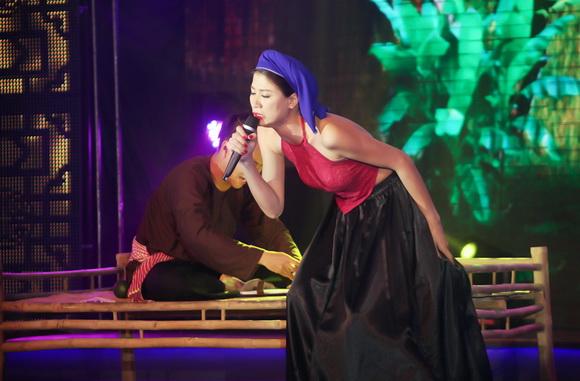 Sao việt,sao viet,người mẫu trang trần,diễn viên trang trần,sao việt toàn năng,đêm nhạc dân gian