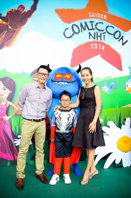 Comic Con Nhí, Tê Giác, Hoàng Bách