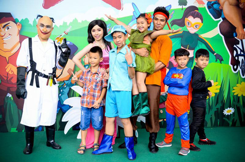 Comic Con Nhí, Tê Giác, Hoàng Bách