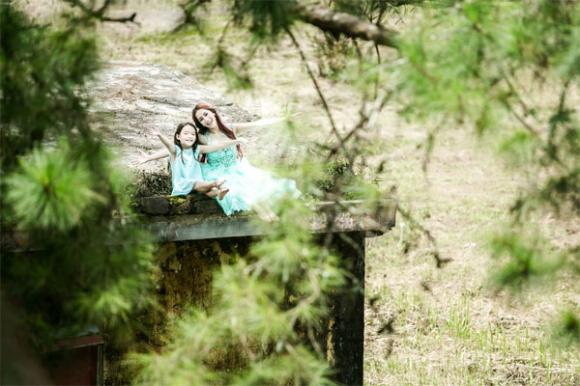 Khánh Thi và Quán quân BNHV, Khánh Thi và Linh Hoa xinh như công chúa, Khánh Thi và Quán quân BNHV tại Đà Lạt

