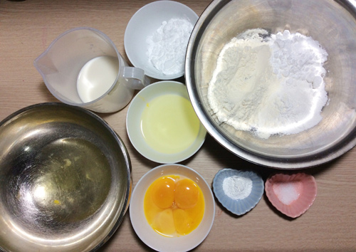 Giáng sinh,lễ giáng sinh,giáng sinh làm bánh gạo,bánh gạo cuộn dâu tây
