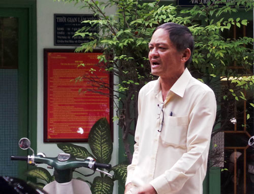 Bị bỏ rơi,em bé bỏ rơi trên taxi,không liên lạc được với mẹ