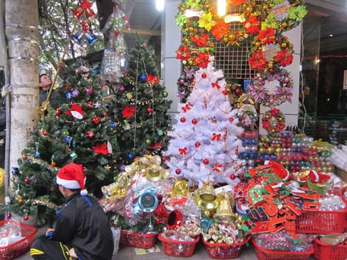 Giáng sinh,lễ giáng sinh,thị trường noen,giá tăng vọt
