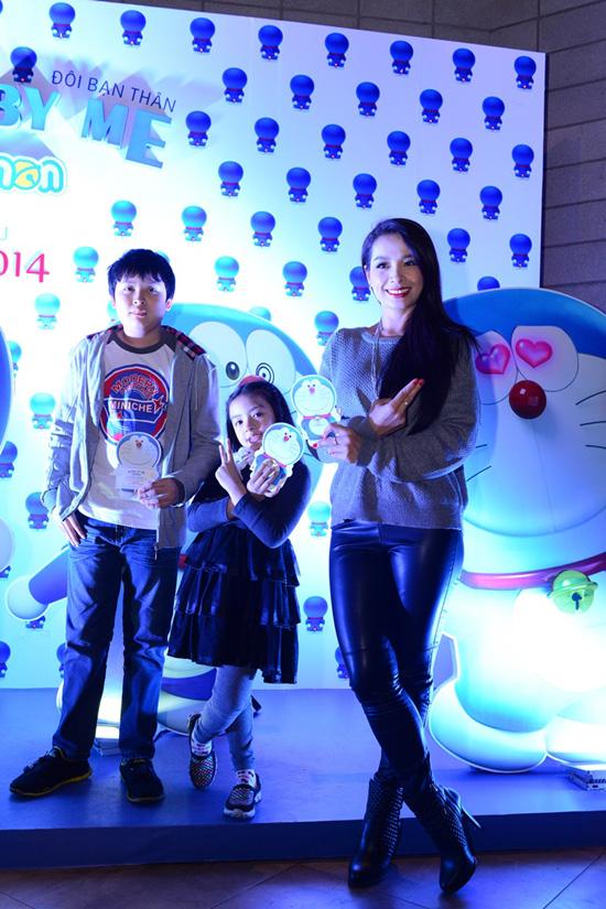 Doraemon: Stand By Me, phim tháng 12, Thúy Hằng, ba mẹ con Thúy Hằng