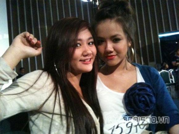 văn mai hương dính nghi án nâng mũi, văn mai hương thẩm mỹ mặt nhọn, văn mai hương đăng ảnh cũ và tự nhận thảm họa