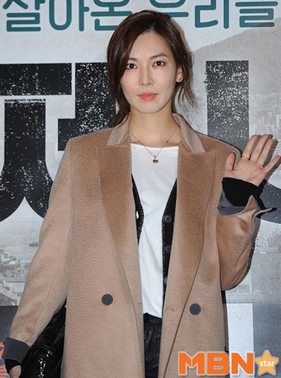 Kim So Yeon trẻ trung, vẻ đẹp tuổi 34 của Kim So Yeon, sao hàn
