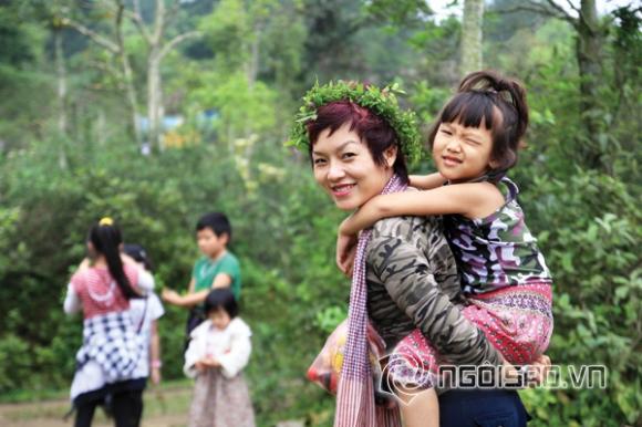 ảnh ăn hỏi của Thái Thùy Linh, Thái Thùy Linh lên xe hoa, con gái Thái Thùy Linh
