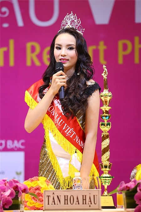 Nhan sắc,nhan sắc Hoa Hậu Việt,hoa hậu Việt sau đăng quang