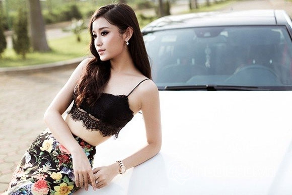 Huyền My,Á hậu Huyền My,ảnh thuở bé của Huyền My,Huyền My dễ thương