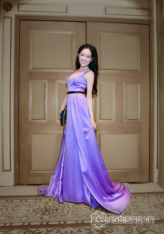 Hoa hậu Huỳnh Thuý Anh , Doanh nhân dạ vũ, Huỳnh Thúy ANh đẹp trong đêm Doanh nhân dạ vũ