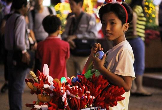 Giáng sinh,lễ giáng sinh,đồ chơi noel sắc màu