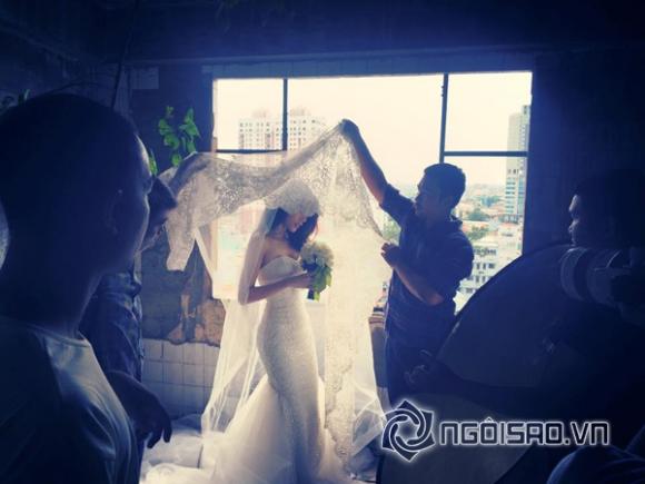 sao Việt, Thủy Tiên, vợ chồng Thủy Tiên – Công Vinh, hậu trường chụp ảnh cưới của Công Vinh - Thủy Tiên, MV Happy Wedding