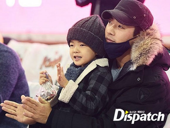 Kwon Sang Woo đưa vợ đi chơi, Kwon Sang Woo và Son Tae Young, gia đình của Kwon Sang Woo