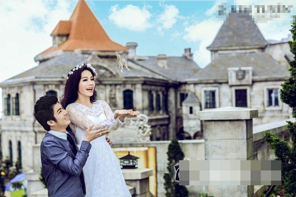 Đám cưới sao,sao Việt,mỹ nhân Việt đám cưới cùng ngày