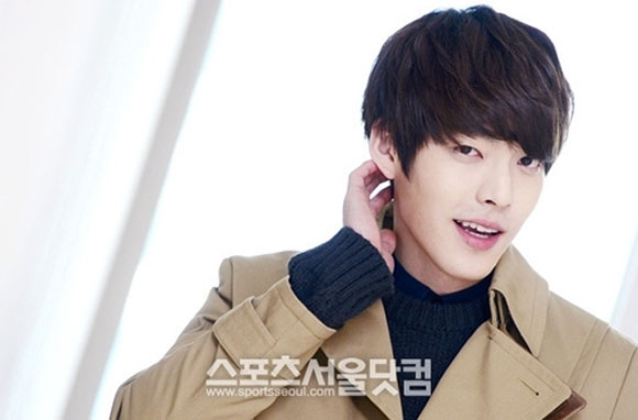 Kim Woo Bin,thu nhập của Kim Woo Bin,Kim Woo Bin kiếm nhiều tiền,sao Hallyu