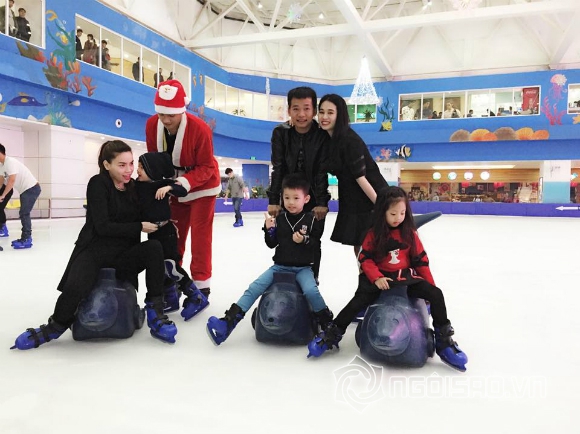 Hồ Ngọc Hà, Hà Hồ, Subeo, mẹ con Hà Hồ trượt băng, mẹ con Hà Hồ chơi Noel