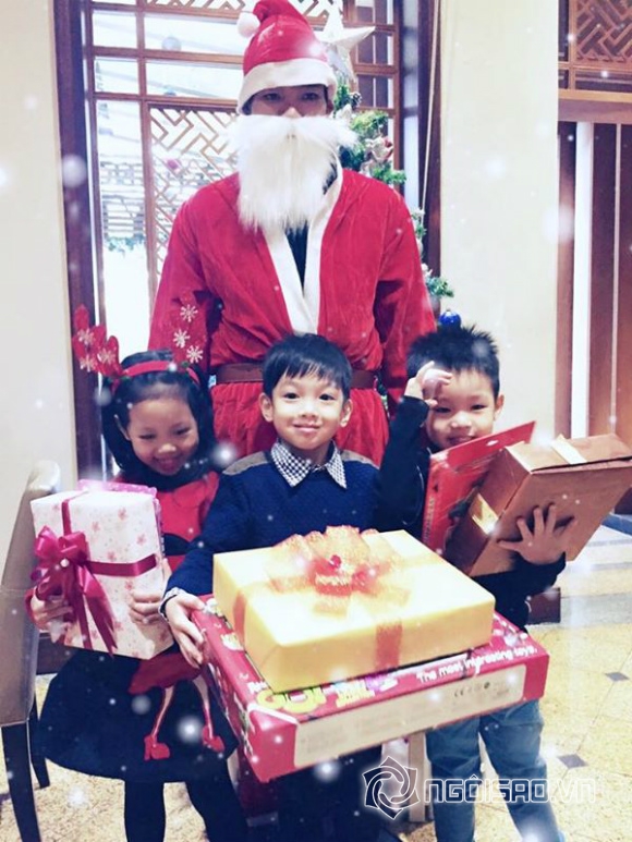 Hồ Ngọc Hà, Hà Hồ, Subeo, mẹ con Hà Hồ trượt băng, mẹ con Hà Hồ chơi Noel