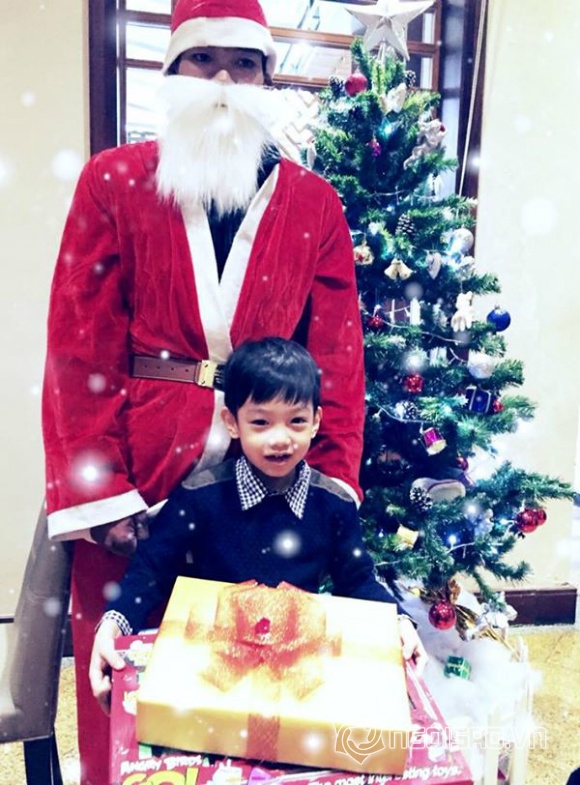 Hồ Ngọc Hà, Hà Hồ, Subeo, mẹ con Hà Hồ trượt băng, mẹ con Hà Hồ chơi Noel