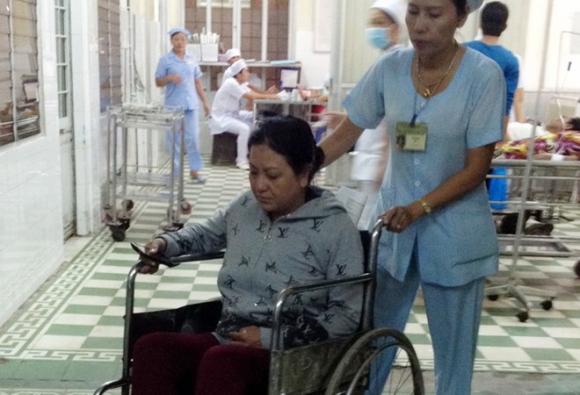 Cây xăng,nổ cây xăng,nổ tung 4 trụ xăng ở miền Tây