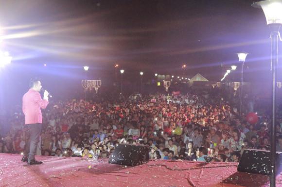 sao Việt, Quang Hà, bạn gái Quang Hà, Quang Hà tất bật chạy show, album Quang Hà