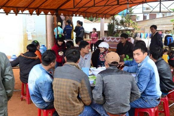 Voi quật chết bé trai, Voi giẫm chết người, Tai nạn thương tâm