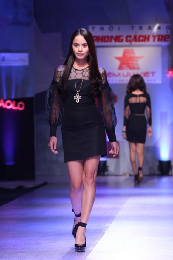 thời trang Massoni, Sale khủng, Stylist Đăng Tuấn