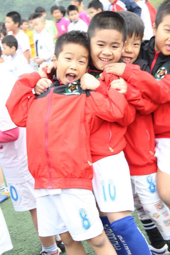 Sao việt,sao viet,câu lạc bộ bóng đá ngôi sao việt nam,ngôi sao fc,danh thủ triệu quang hà