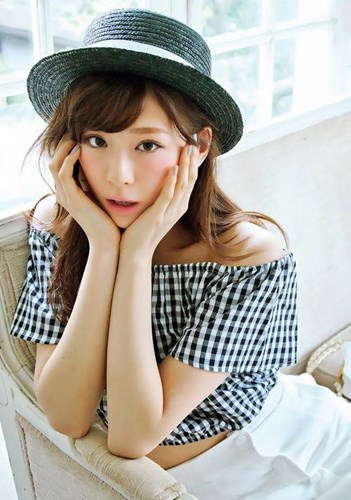 Mariya Nishiuchi, Hot girl Nhật Bản, Hot girl đẹp trai