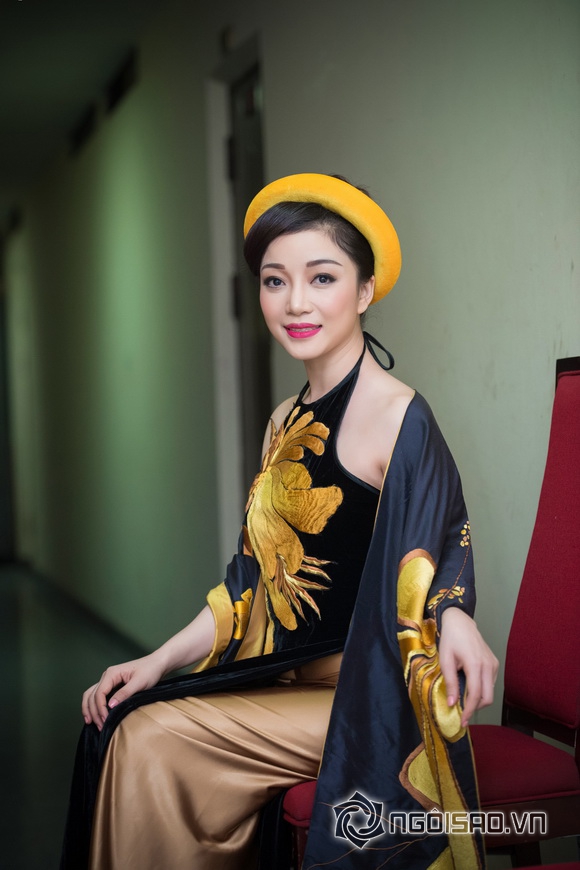Sao việt,sao viet,ca sĩ phạm thu hà,giọng ca bán cổ điển,phạm thu hà diện áo dài